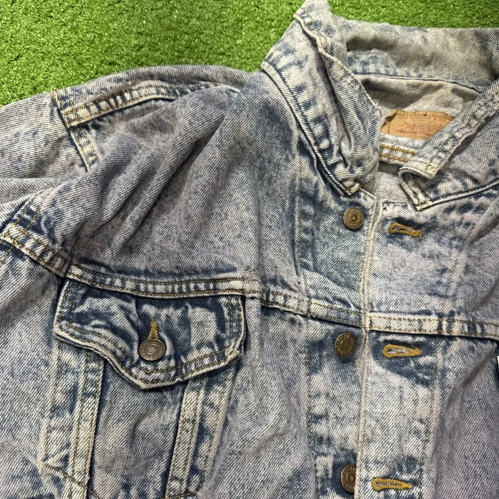 Vtg 80s-90s Levis Denim Trucker Jacket‎ Sz M Made In USA Purple Wash Indigo